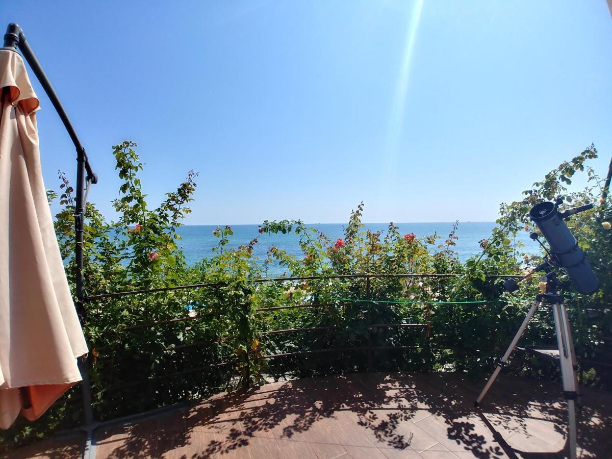 Котеджі На Приватному Пляжу - Совіньон 2024 Odessa Exterior foto
